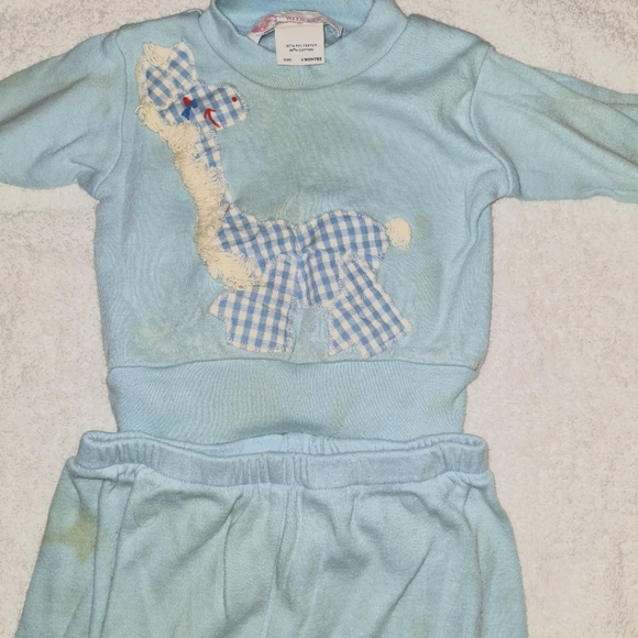 5/$20 Baby Boy's 2 piece sweat suit/jumpsuit - Picture 2 of 3